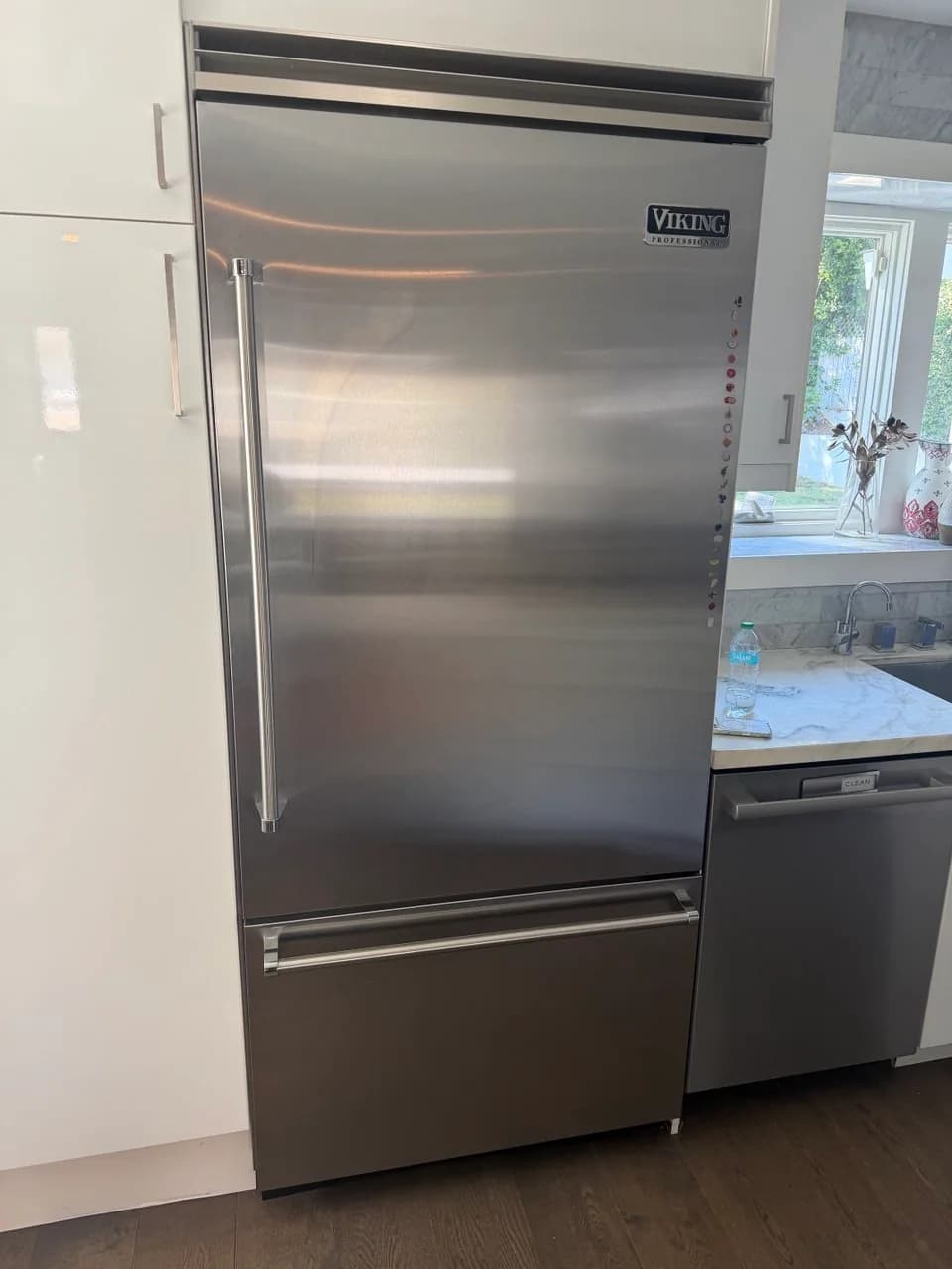 Viking refrigerator repair in Beverly Hills — photo 1