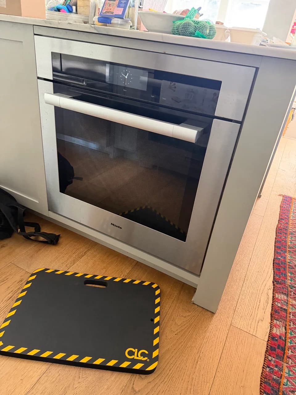 Miele wall oven repair in Beverly Hills — photo 1